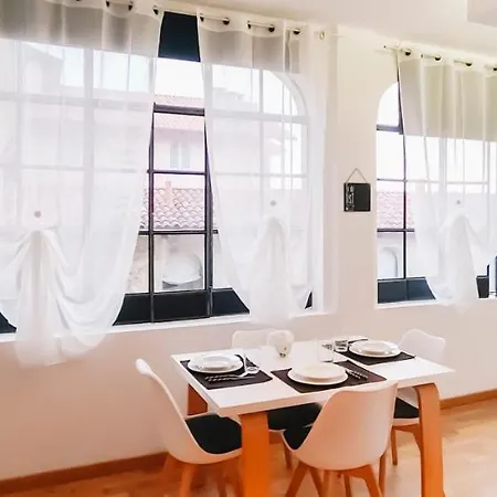 Apartment Centro Storico Luminoso Spazio Al Piazzo Biella