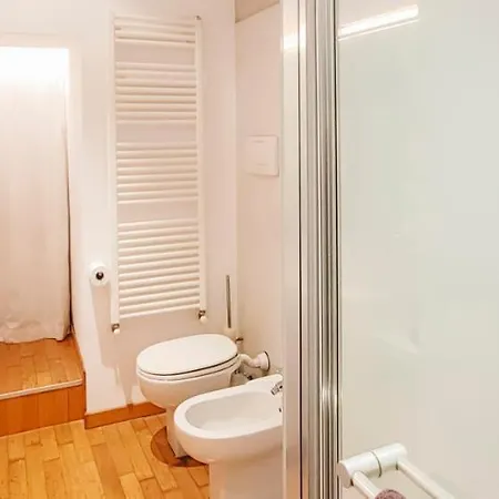 Apartment Centro Storico Luminoso Spazio Al Piazzo