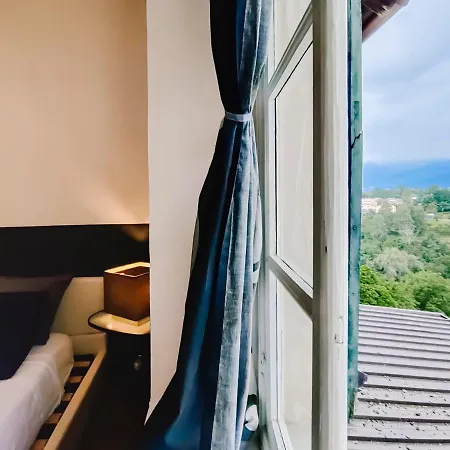 Apartment Centro Storico Luminoso Spazio Al Piazzo Biella